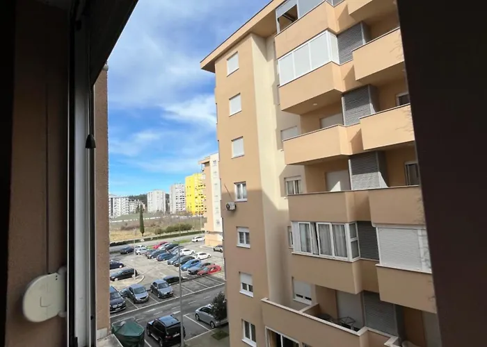 Apartment Mirabella *